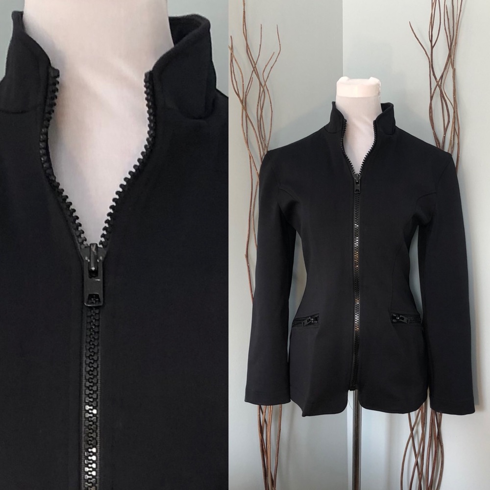 Vintage✨
Le Chateau Jacket